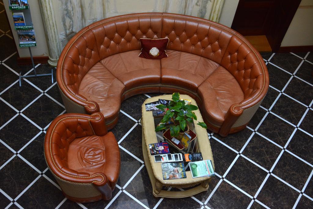 Atrium Hotel Ivano-Frankivsk Exteriér fotografie