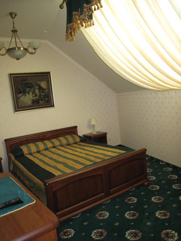Atrium Hotel Ivano-Frankivsk Pokoj fotografie