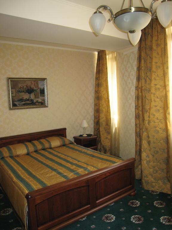 Atrium Hotel Ivano-Frankivsk Pokoj fotografie