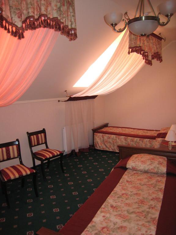 Atrium Hotel Ivano-Frankivsk Pokoj fotografie
